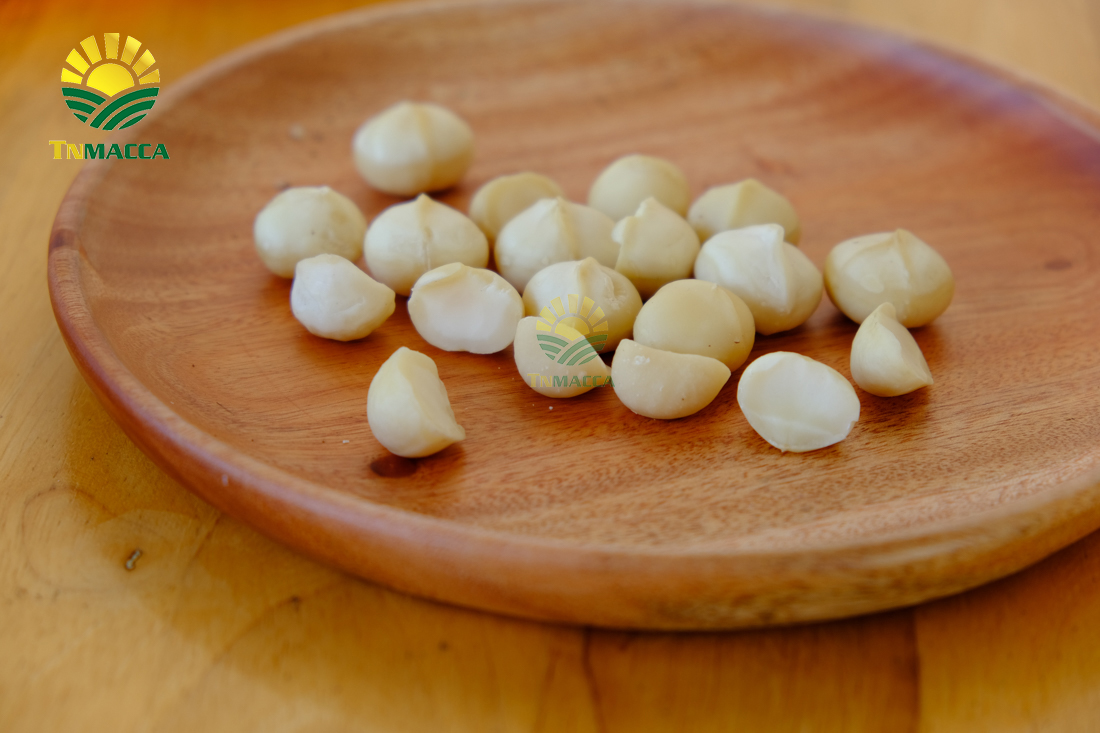 tac-dung-cua-hat-macca-4-tac-dung-chinh-cho-moi-lua-tuoi